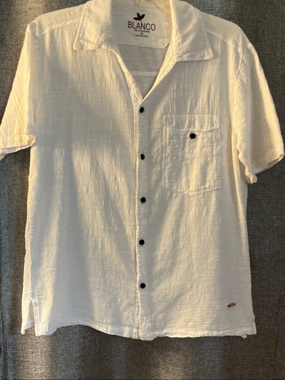 Women's White Short-Sleeve Textured Button-Up Blouse